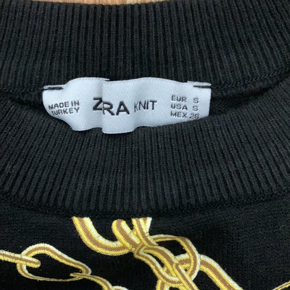 Gold Chain Knit - Picture 3 of 4